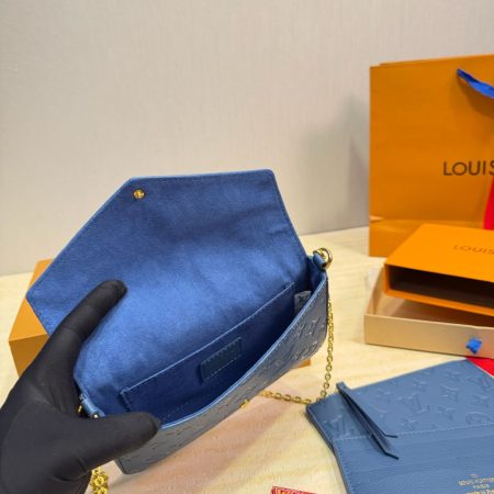 LV Pochette Felicie Monogram Empreinte Bag - Image 9