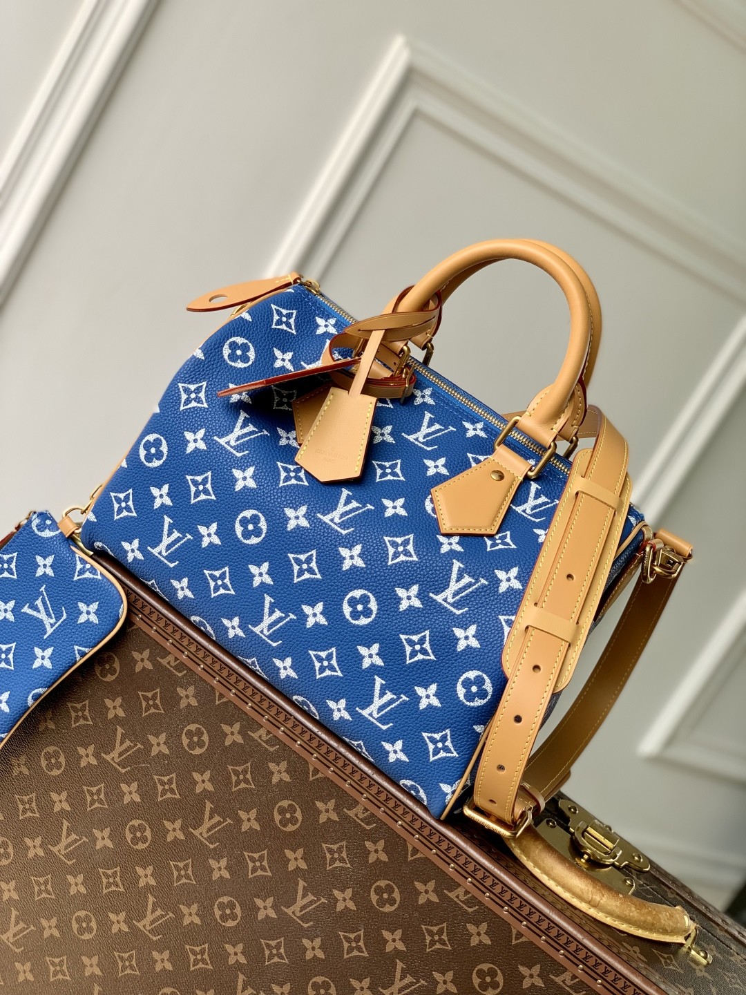 LV Speedy P9 Bandouliere 30 Bag Top Quality - Image 3