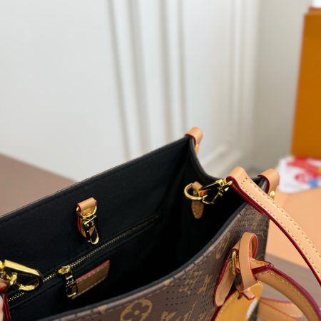 LV-Tote-Bag - Image 10