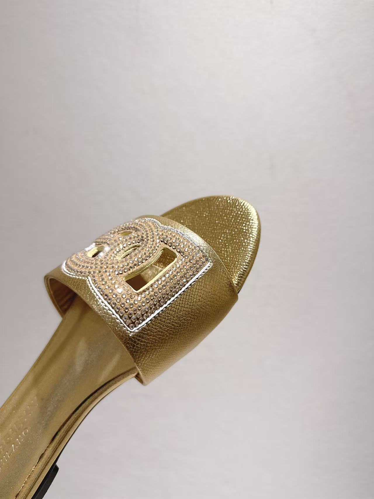 Dolce & Gabbana High Heels - Image 10