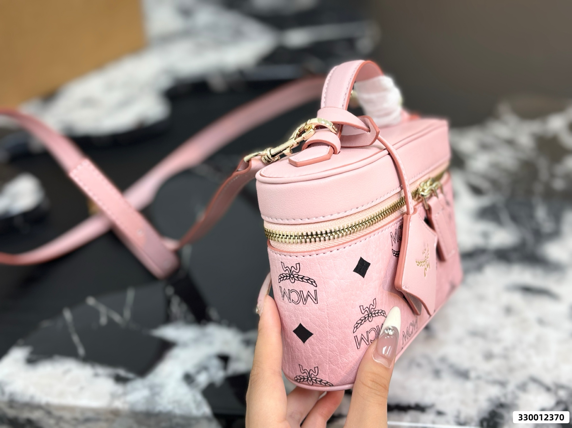 MCM Mini Aren Vanity Case Bag - Image 5
