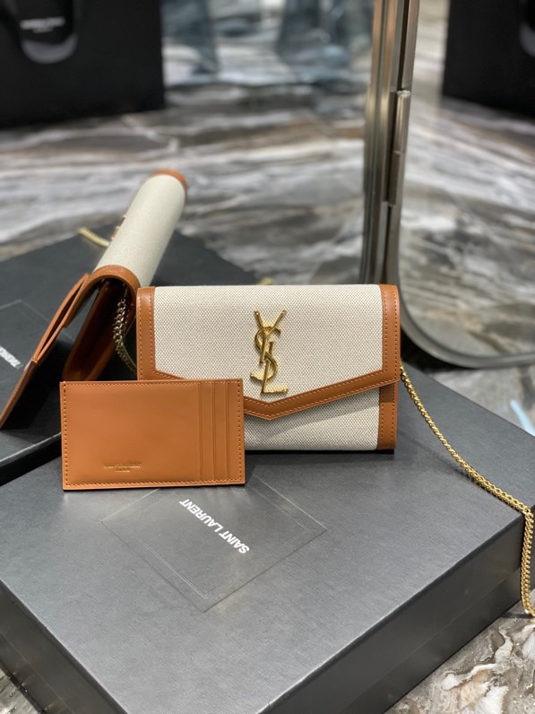 YSL Saint Laurent Genuine Leather Envelope Clutch Saffiano Leather Shoulder Bag
