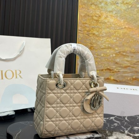 Dior Lady Diana Bag - Image 5
