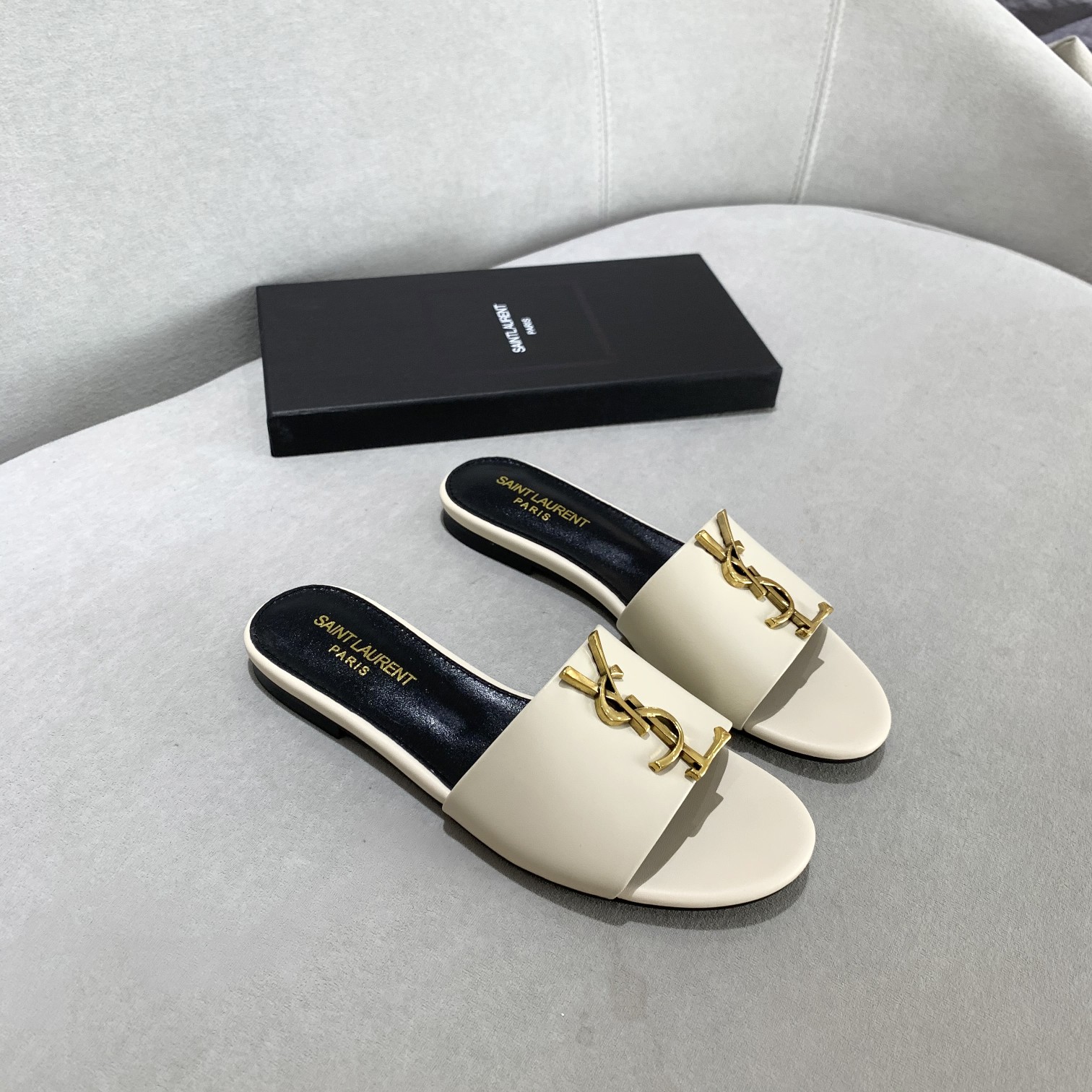 YSL Spring/Summer Sandals - Image 8