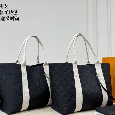LV's New Tote Bag - Image 4