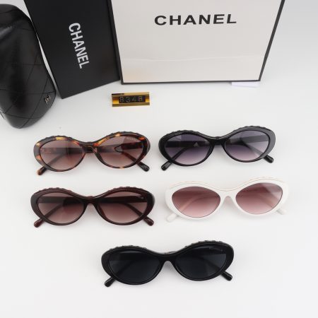 Chanel Fashionable Sunglasses - Image 1
