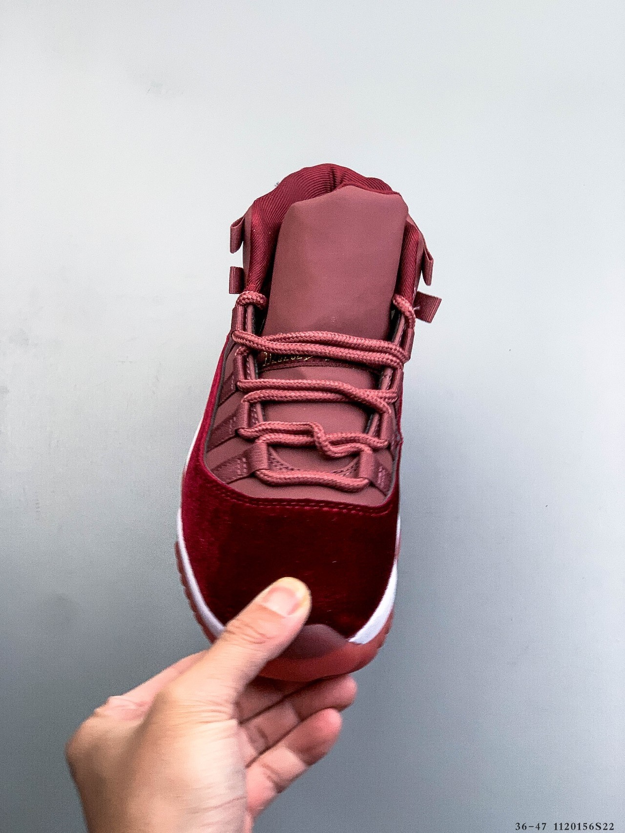 Air Jordan 11 Retro Sneakers - Image 2