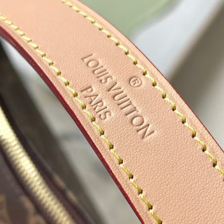 LV Slouchy Tote Bag - Image 5