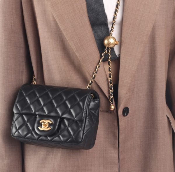 Chanel   Shoulder Crossbody Bag