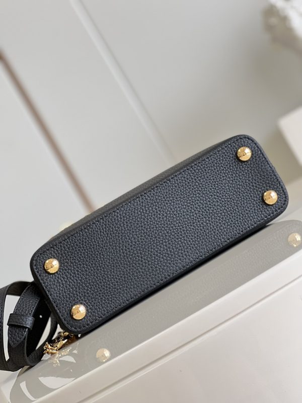 LV Z Capucines MM