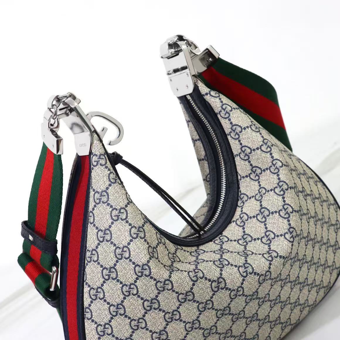 Gucci Attache Large Shoulder Bag - Image 5