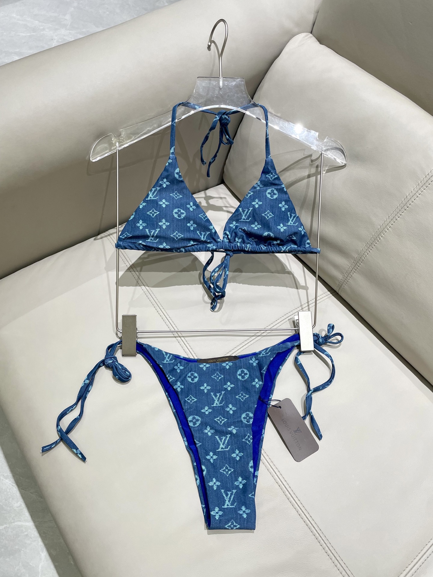 LV Two-Piece Swimsuit Swimwear - Image 5
