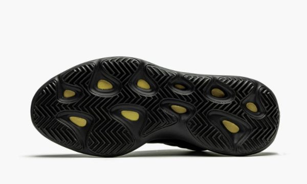 Yeezys 700 V3 “ Alvah"