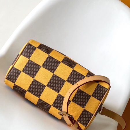 LV Damier Pop Speedy Bandoulière 25 Bag Jaune Mat - Image 5
