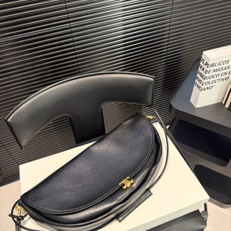 Celine Soft Triomphe Bag - Image 5