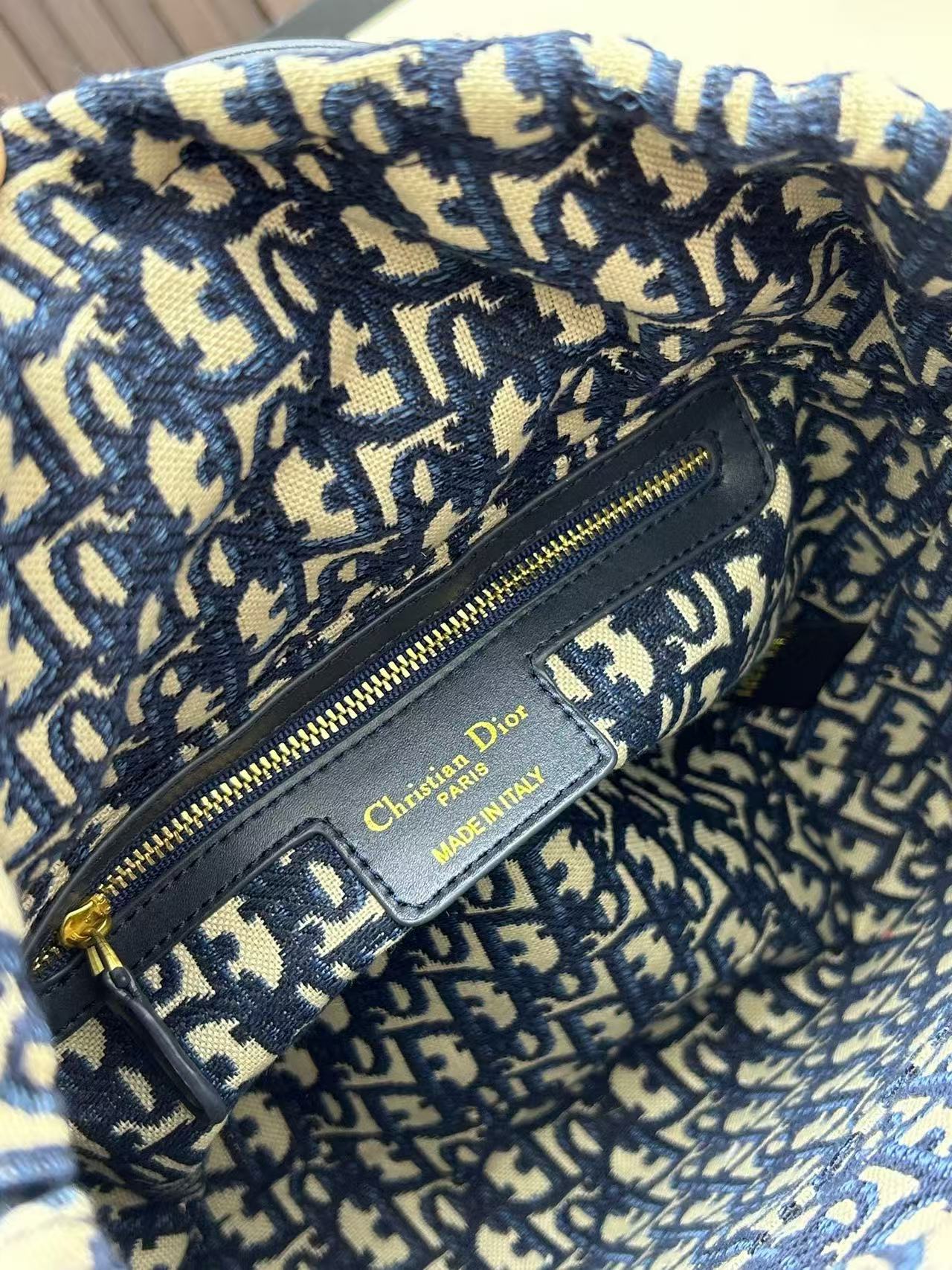 Dior Wicker Oblique Medium Lady Dior Bag - Image 8