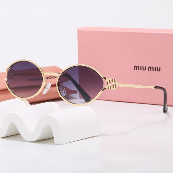 Miu Miu Fashionable Sunglasses