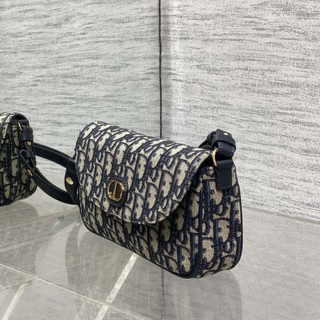 Dior 30 Montaigne Avenue Bag Oblique Blue - Image 6