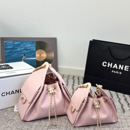 Chanel 25 Hobo Bag - Image 2
