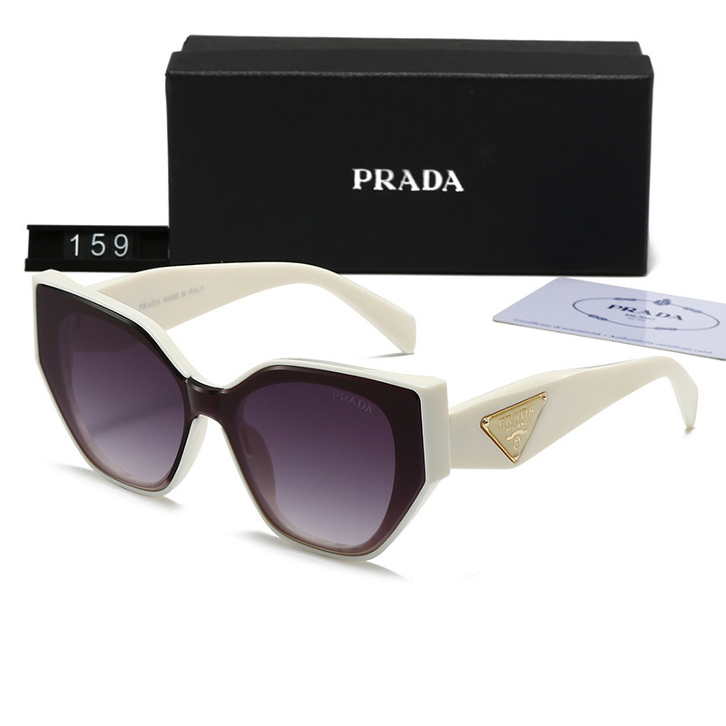 Prada Fashionable Sunglasses - Image 5