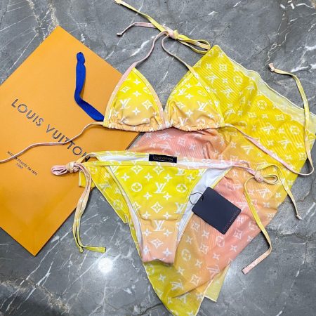 LV Two-Piece Swimsuit Swimwear - Image 4