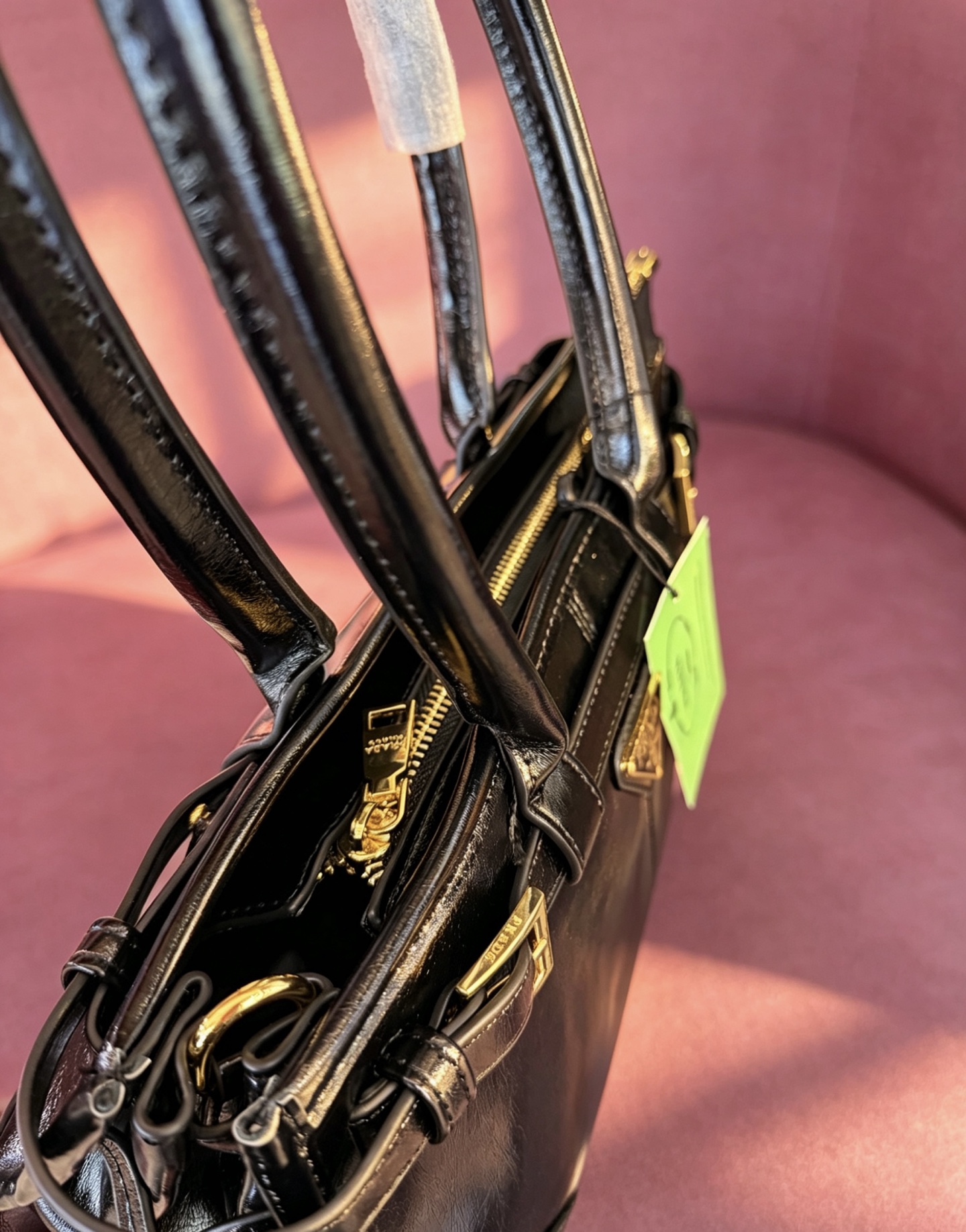 Prada Bonny Medium Handbag - Image 7