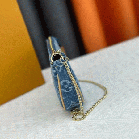 LV  Mini Pochette Accessoires Bags - Image 2