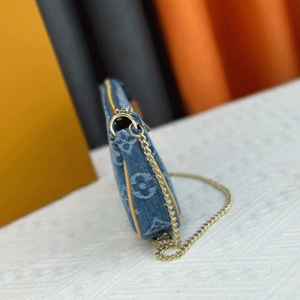 LV Mini Pochette Accessoires Bags