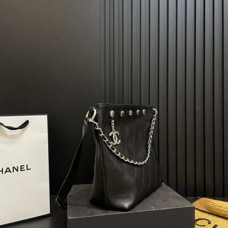 Chanel 31P Bucket Bag Black - Image 6