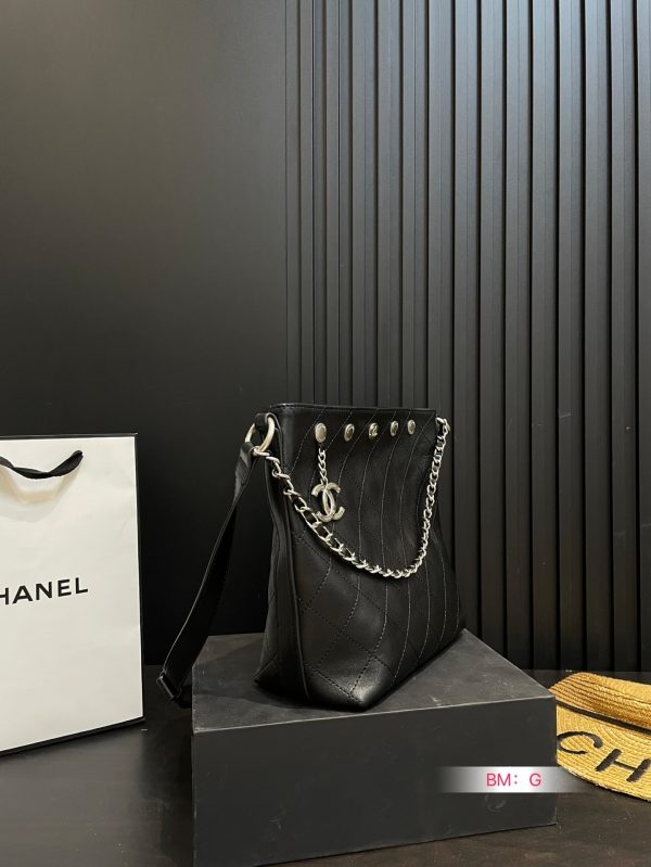 Chanel 31P Bucket Bag Black