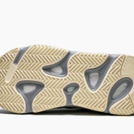 Yeezys Boost 700 “ Inertia" - Image 4