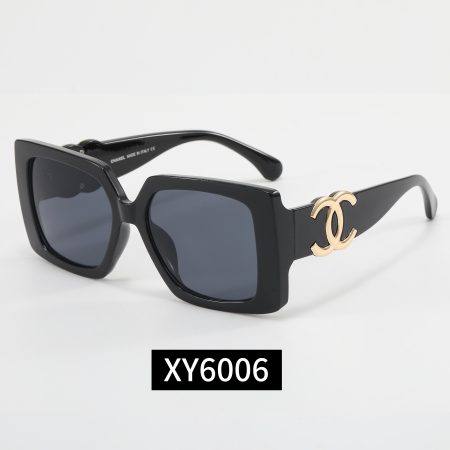 Chanel Fashionable Sunglasses - Image 3