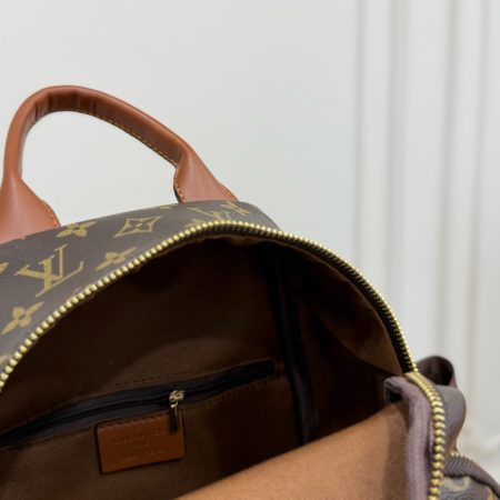 LV's New Backpack - Image 8