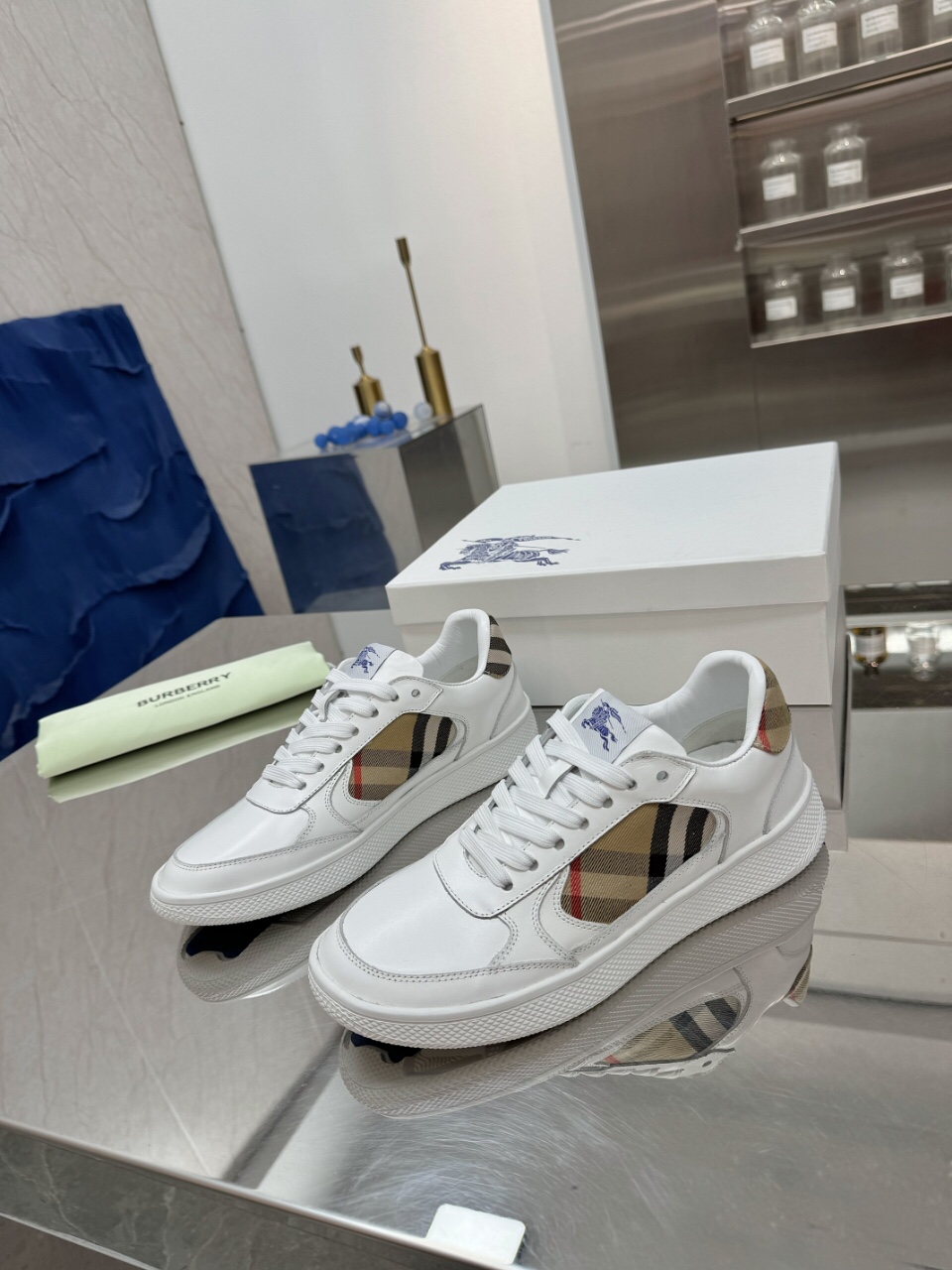 Burberry Terrace Check  Sneakers - Image 3