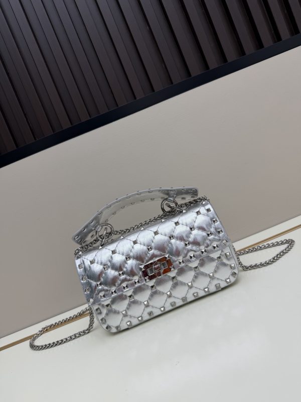 Valentino Garavani Rockstud Spike Medium Chain-Strap Handbag