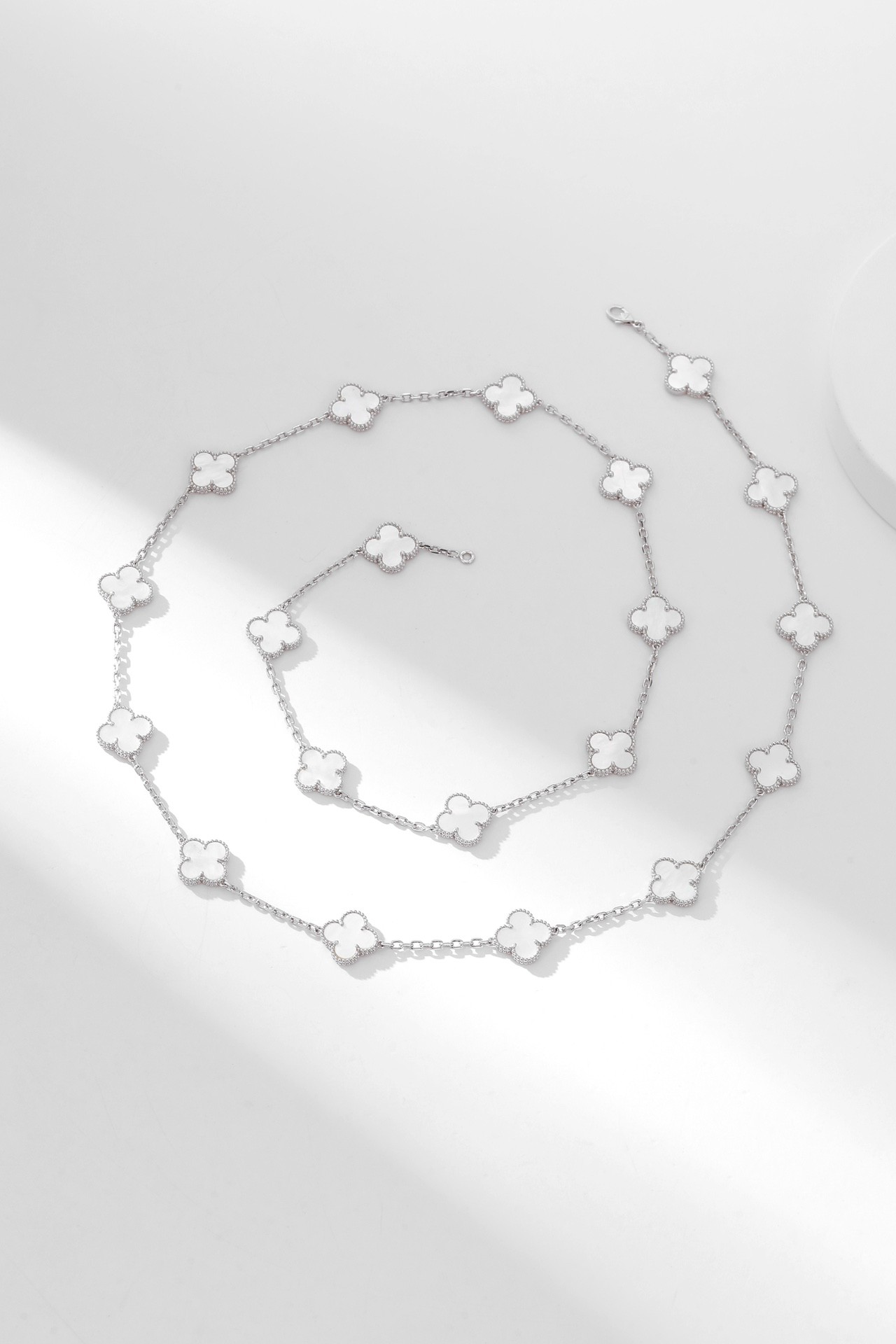 Van Cleef&Arpels VCA Vintage Alhambra long necklace, 20 motifs - Image 8