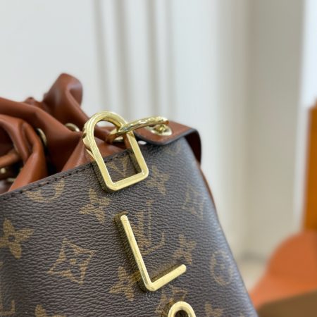 LV Bucket Bag - Image 5