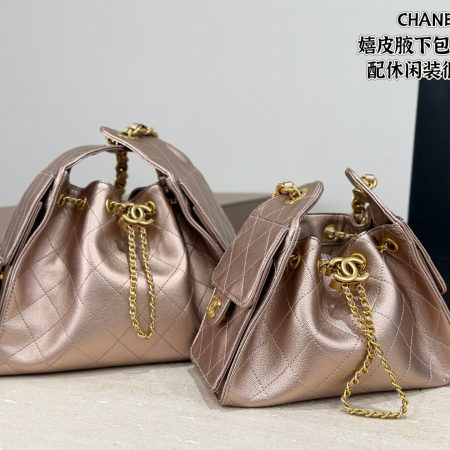 Chanel Hobo Bag - Image 3