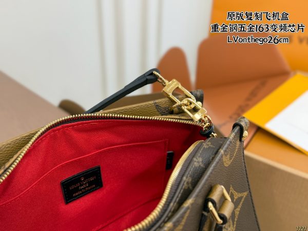 LV OnTheGo Horizontal Jungle Tote