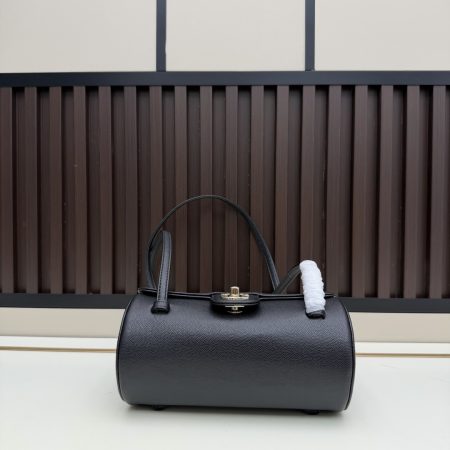 Chanel Large Flap Bag - Image 9
