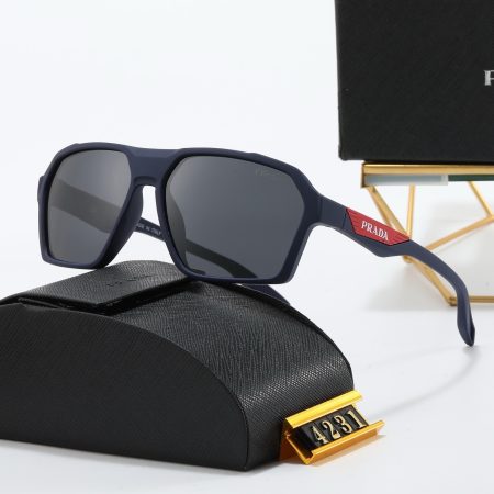 Prada Fashionable Sunglasses - Image 5
