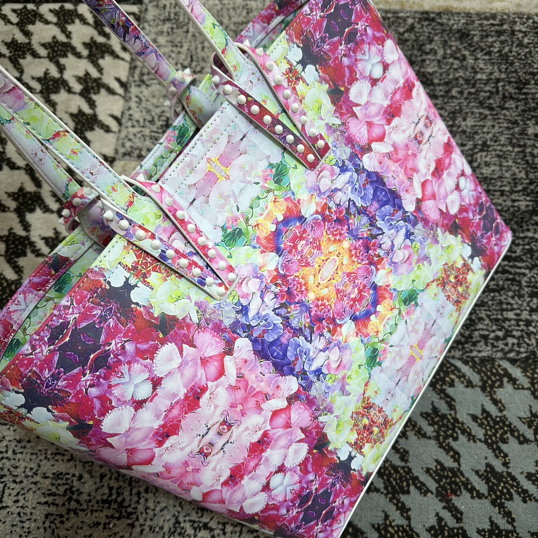 Christian Louboutin Large Tote Bag - Image 41