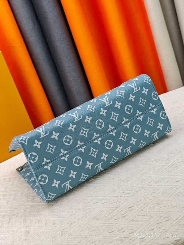 LV OnTheGo MM Bag