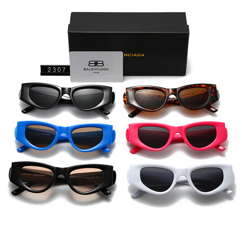 Balenciaga Fashionable Sunglasses - Image 1