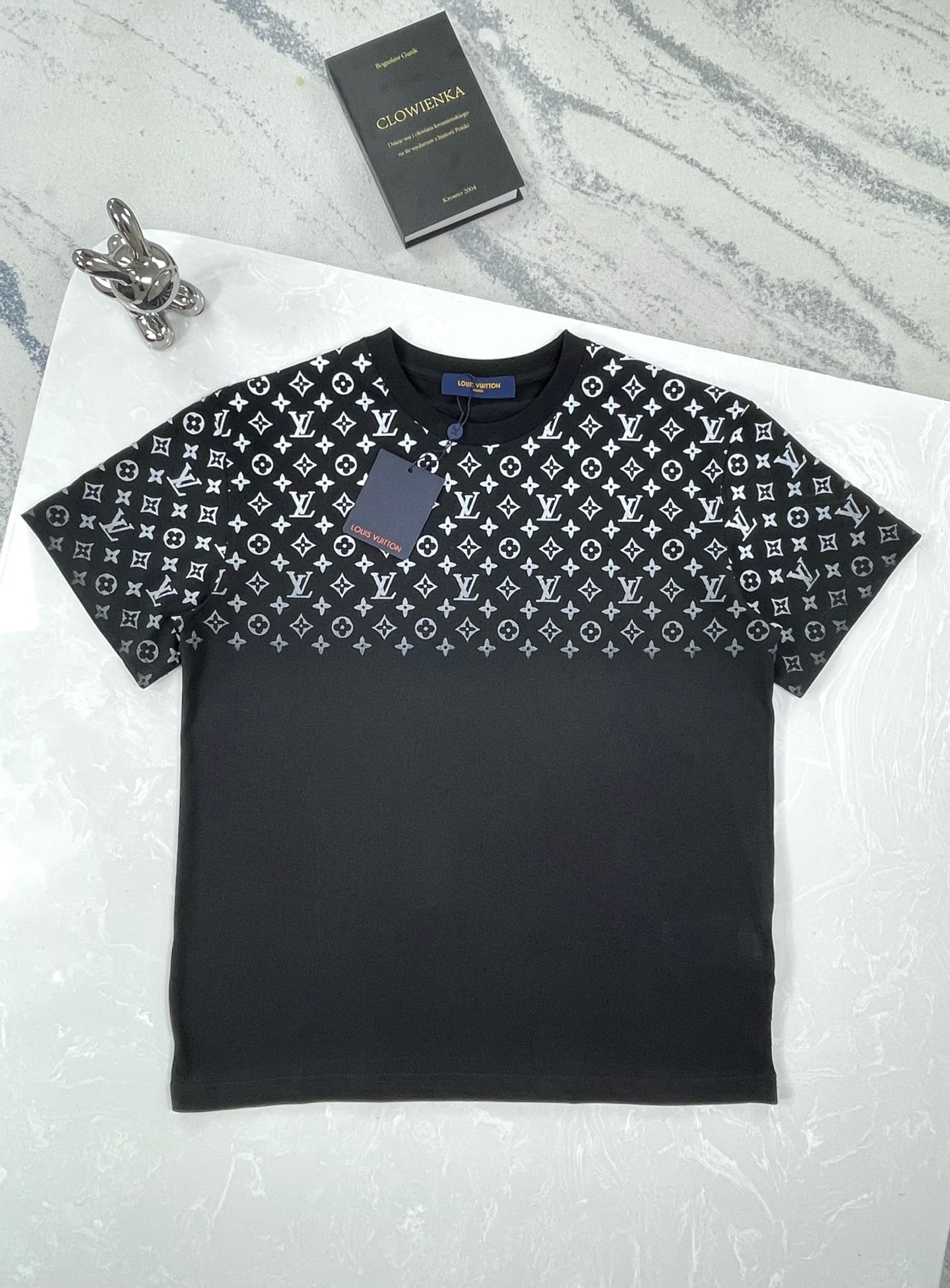 LV T Shirt Clothing - Image 1