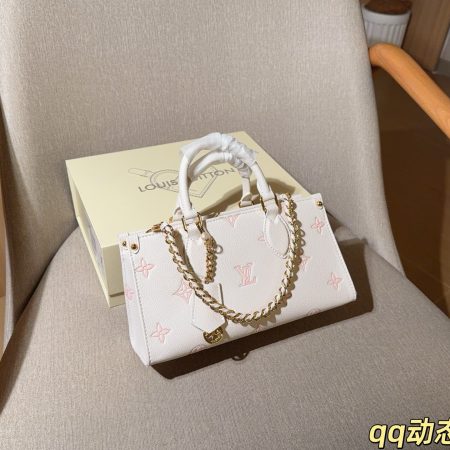 LV OnTheGo East West Monogram Empreinte Bag
