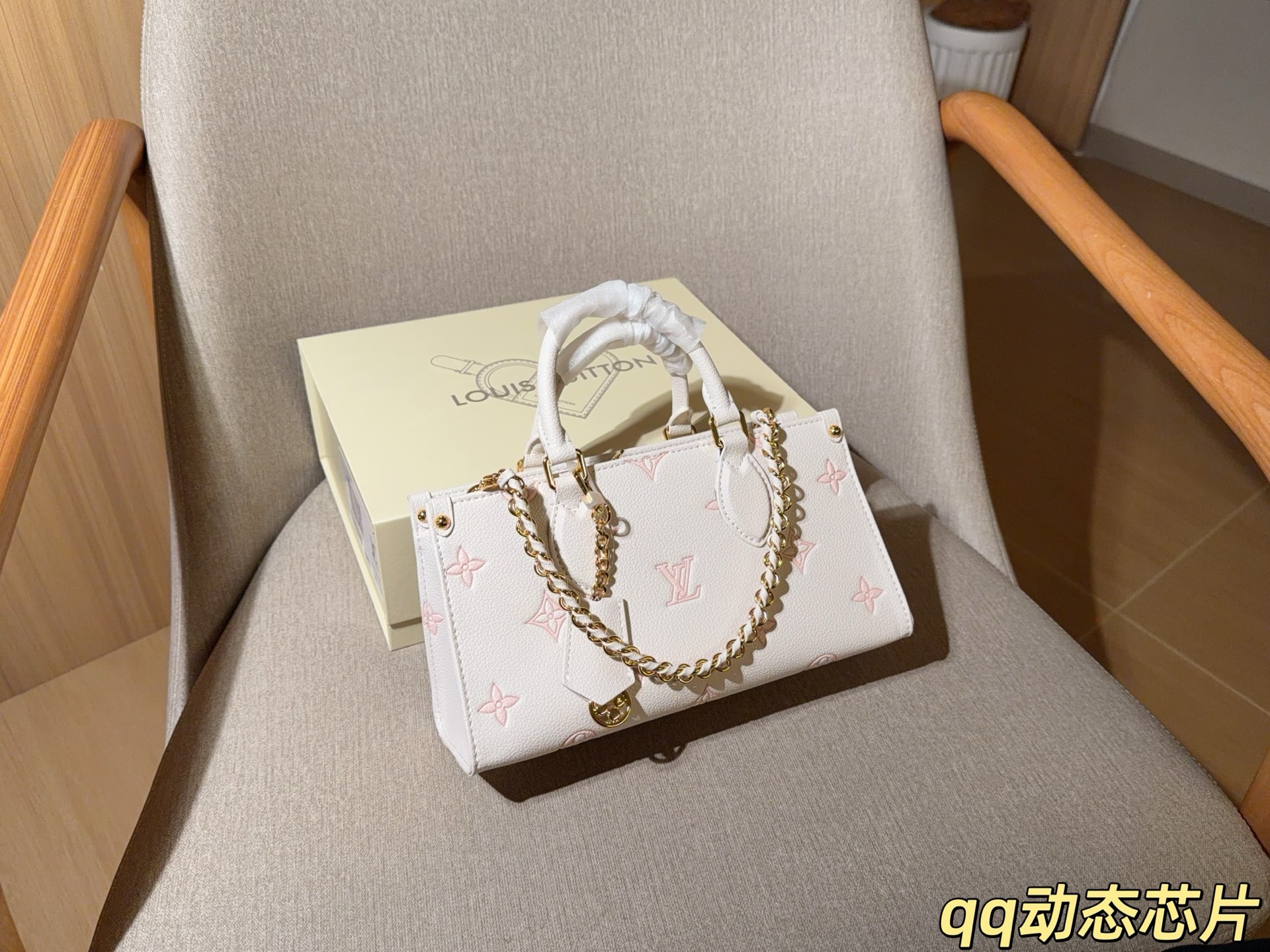 LV OnTheGo East West Monogram Empreinte Bag - Image 1