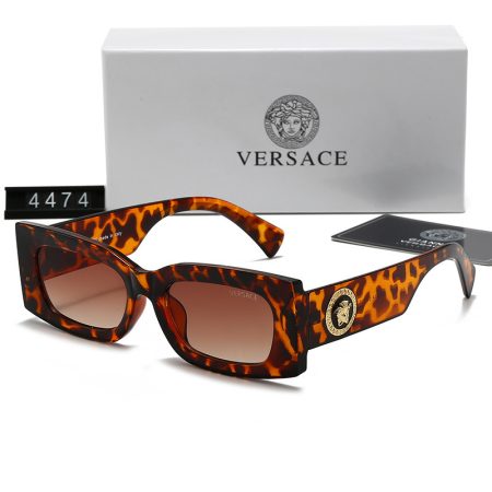 Versace Fashionable Sunglasses - Image 4