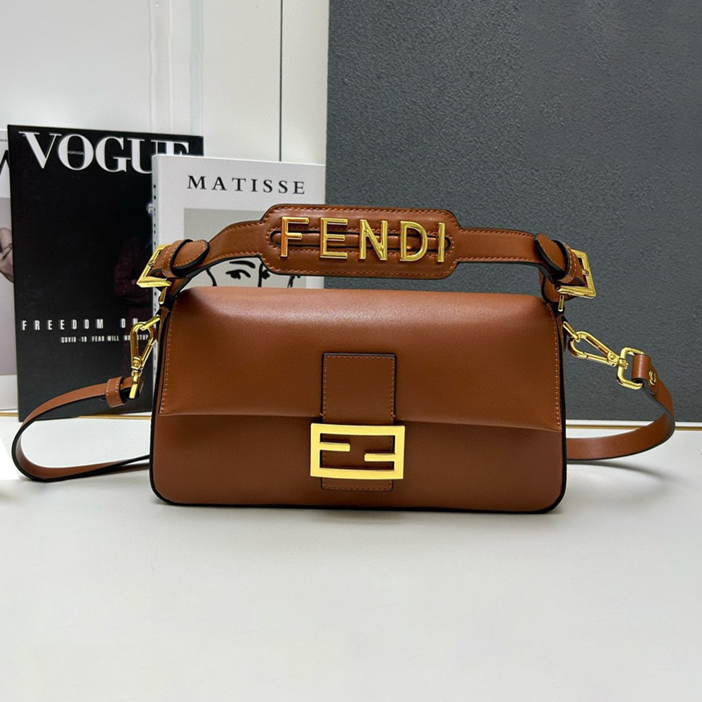Fendi Baguette Bag - Image 3