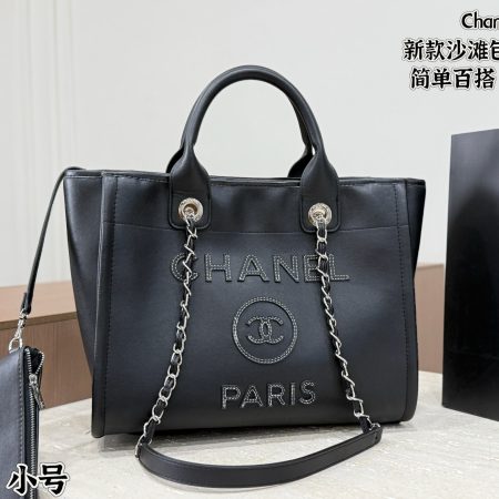 Chanel New Beach Tote Bag - Image 4